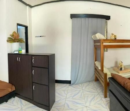 Mia Affordable Rooms El Nido Zewnętrze zdjęcie